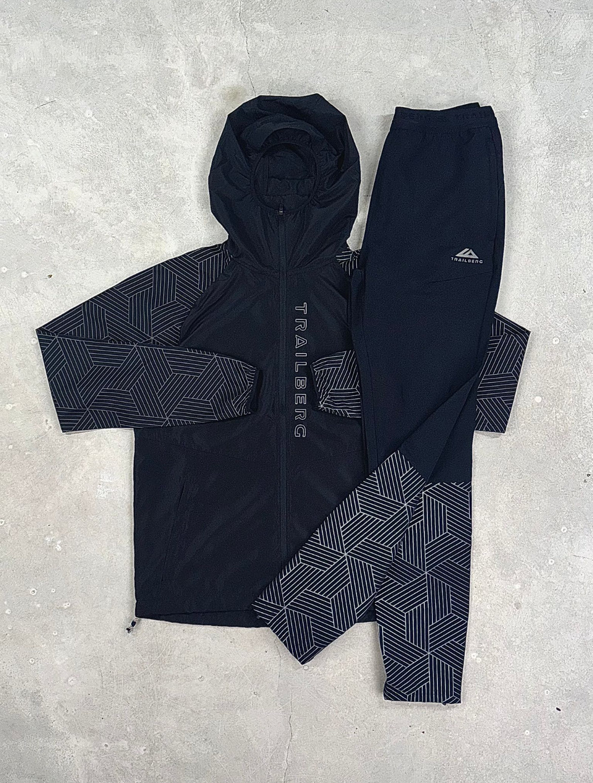 Trailberg Black "Two Tone"Tracksuit