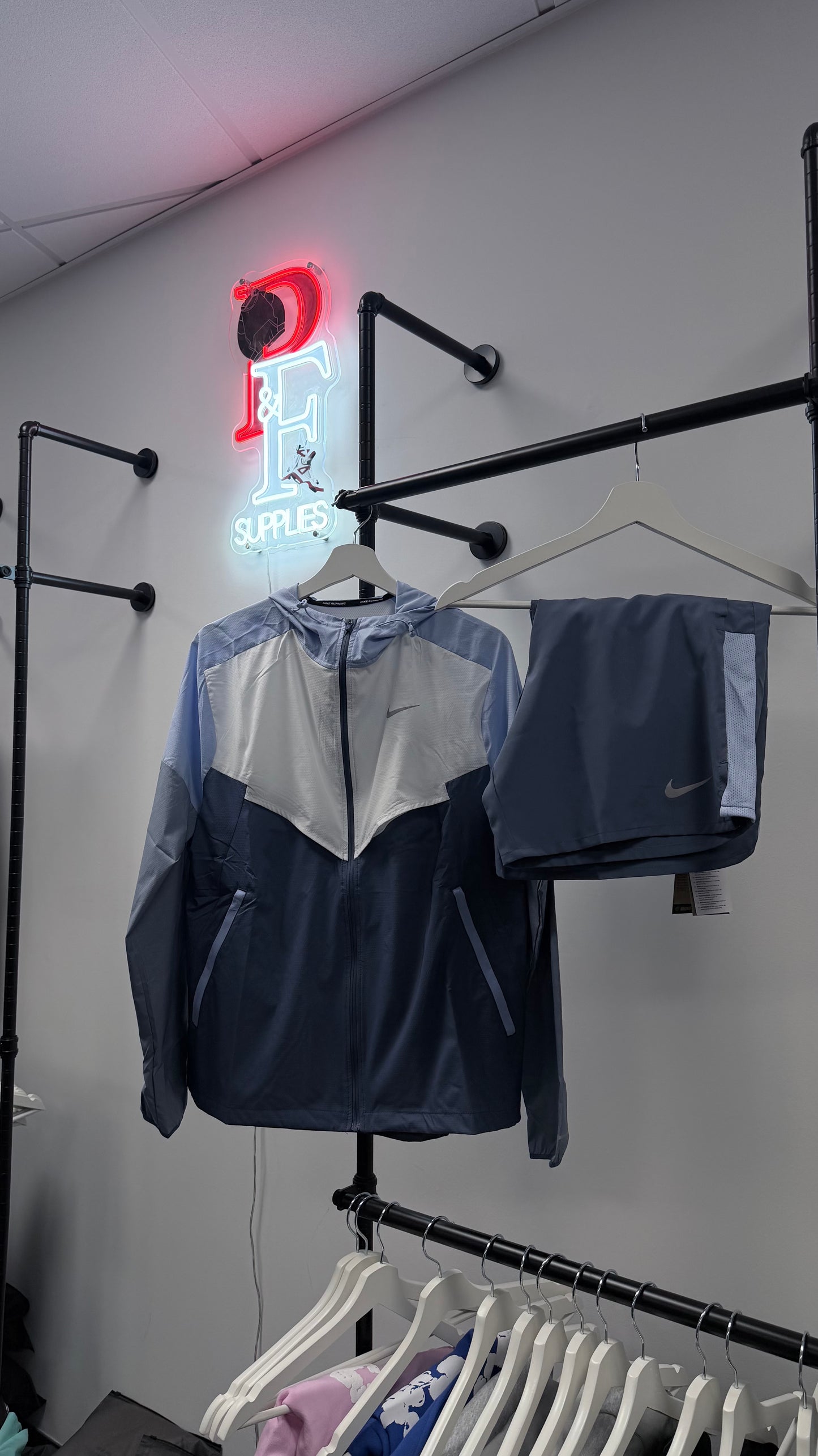 Nike Miller diffused blue set (MIXED SIZING)