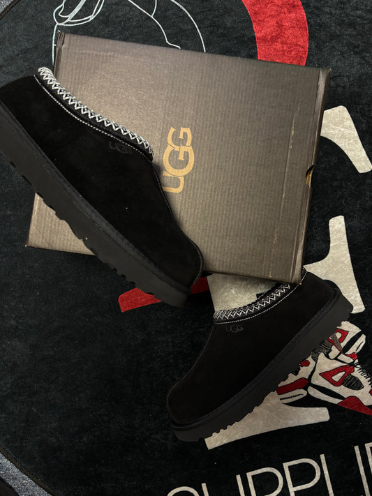 UGG's Tasman Black