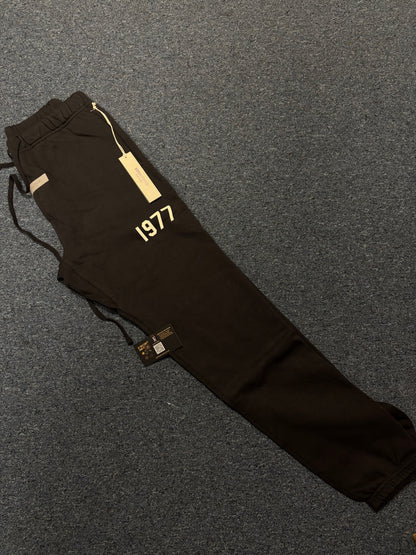 Essentials 1977 Iron Joggers