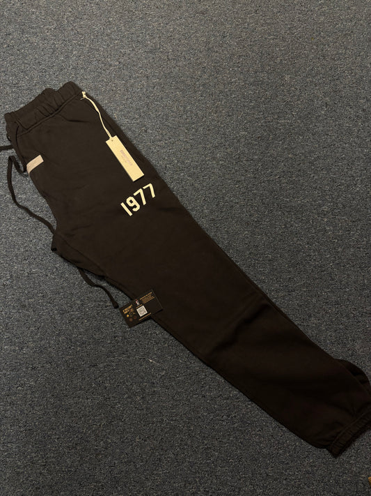 Essentials 1977 Iron Joggers