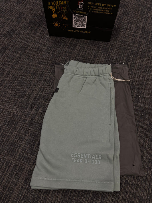 Essentials SS23 Sycamore Shorts
