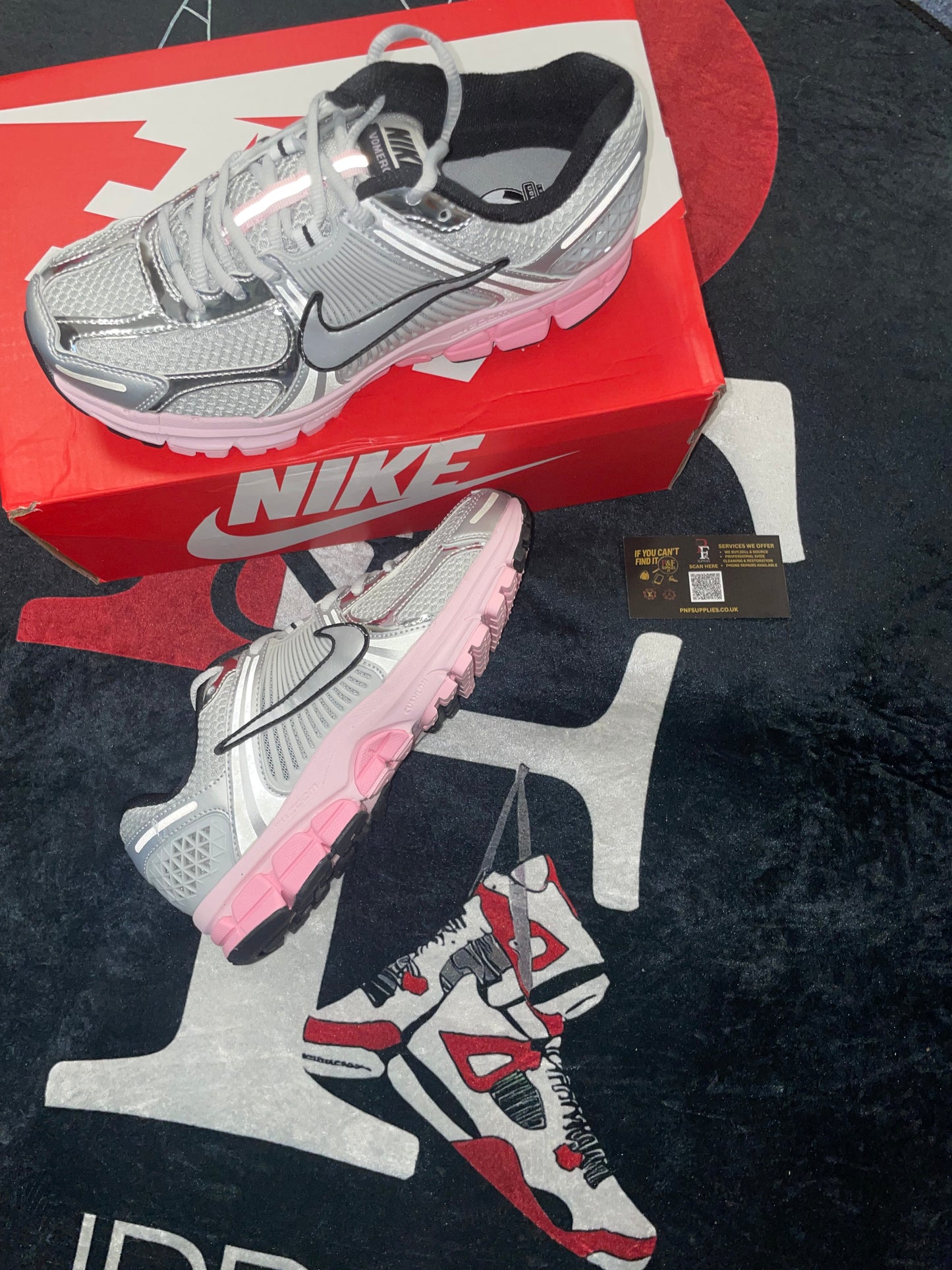 Vomero 5 Silver Pink