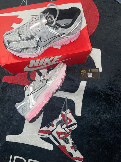 Vomero 5 Silver Pink