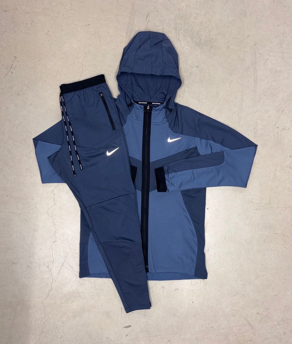 Nike Miller Midnight Blue Windrunner Set