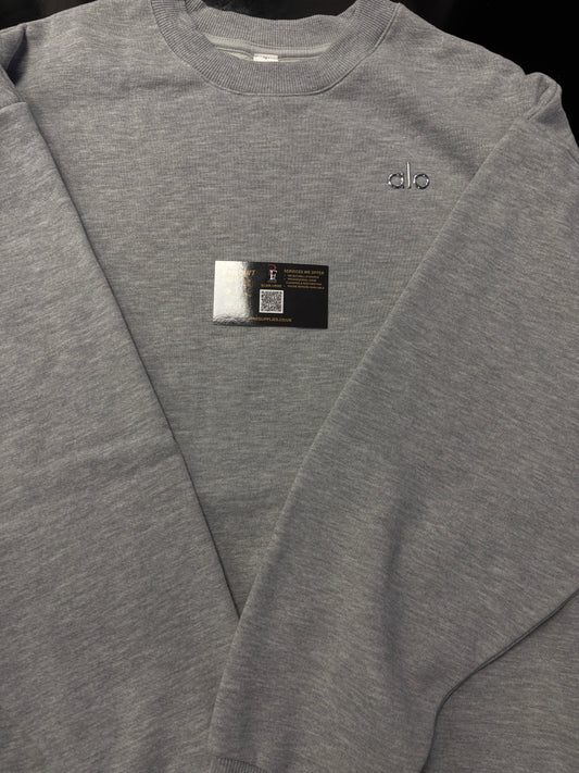 Alo Accolade Crewneck Grey