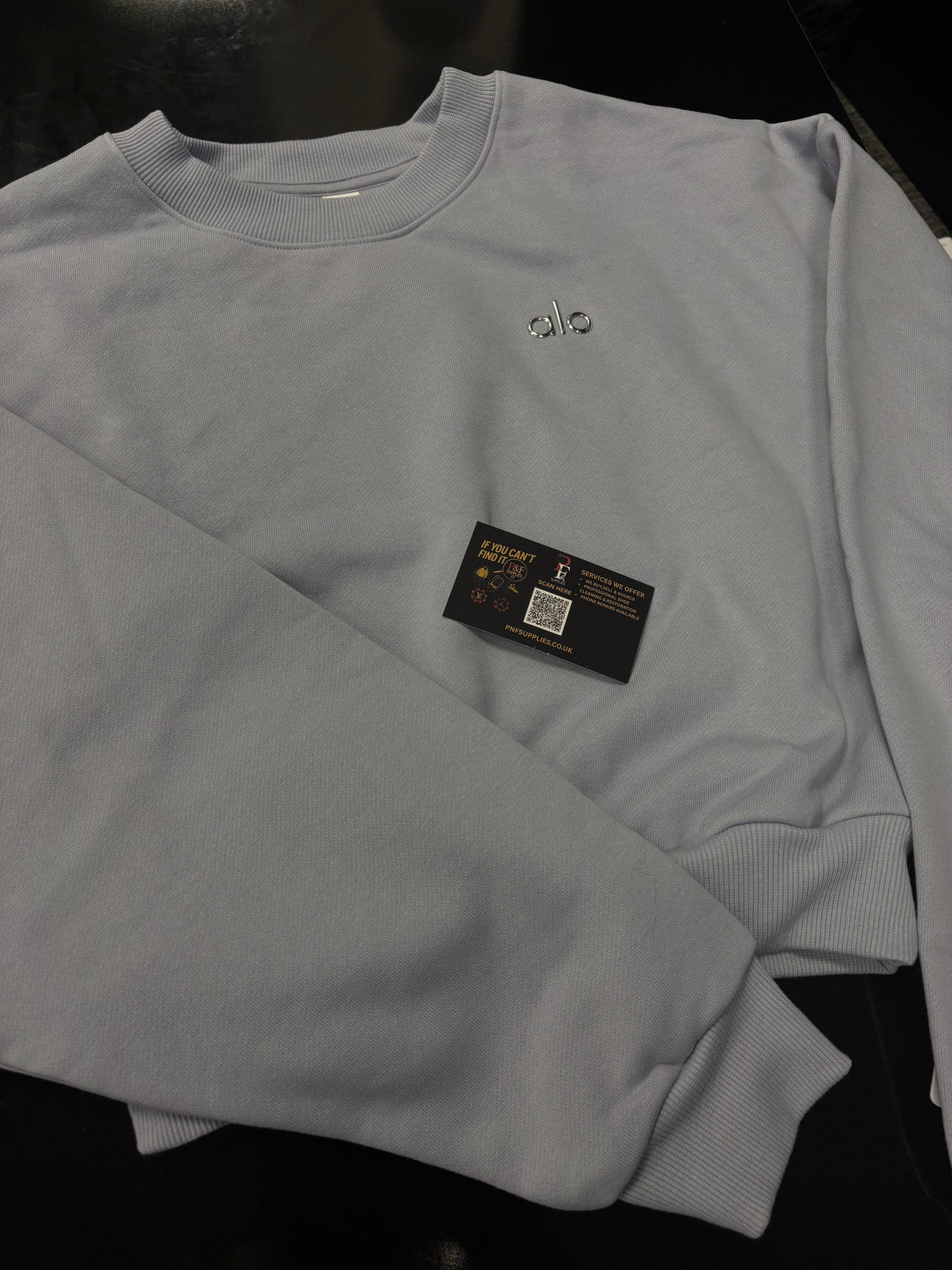 Alo Cropped Accolade Crewneck