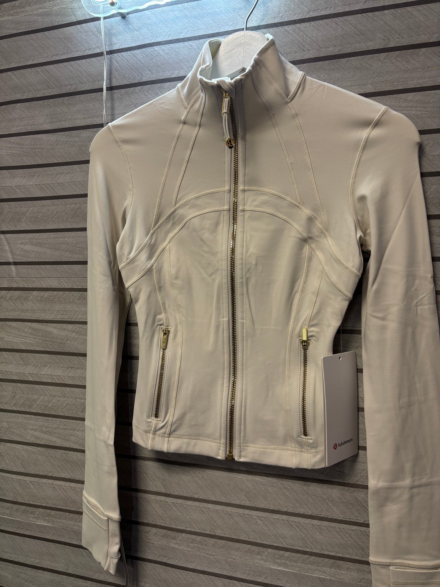 Lululemon Nulu Irovy Top