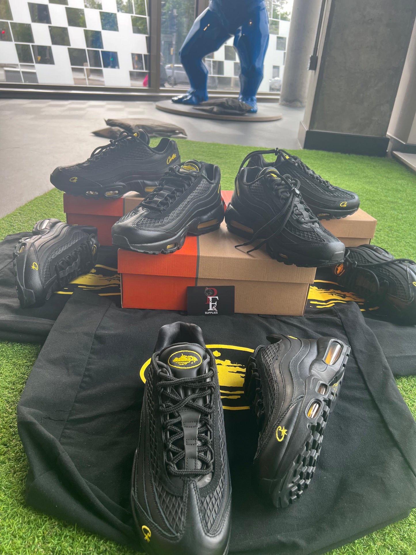 Corteiz Honey Black Airmax 95