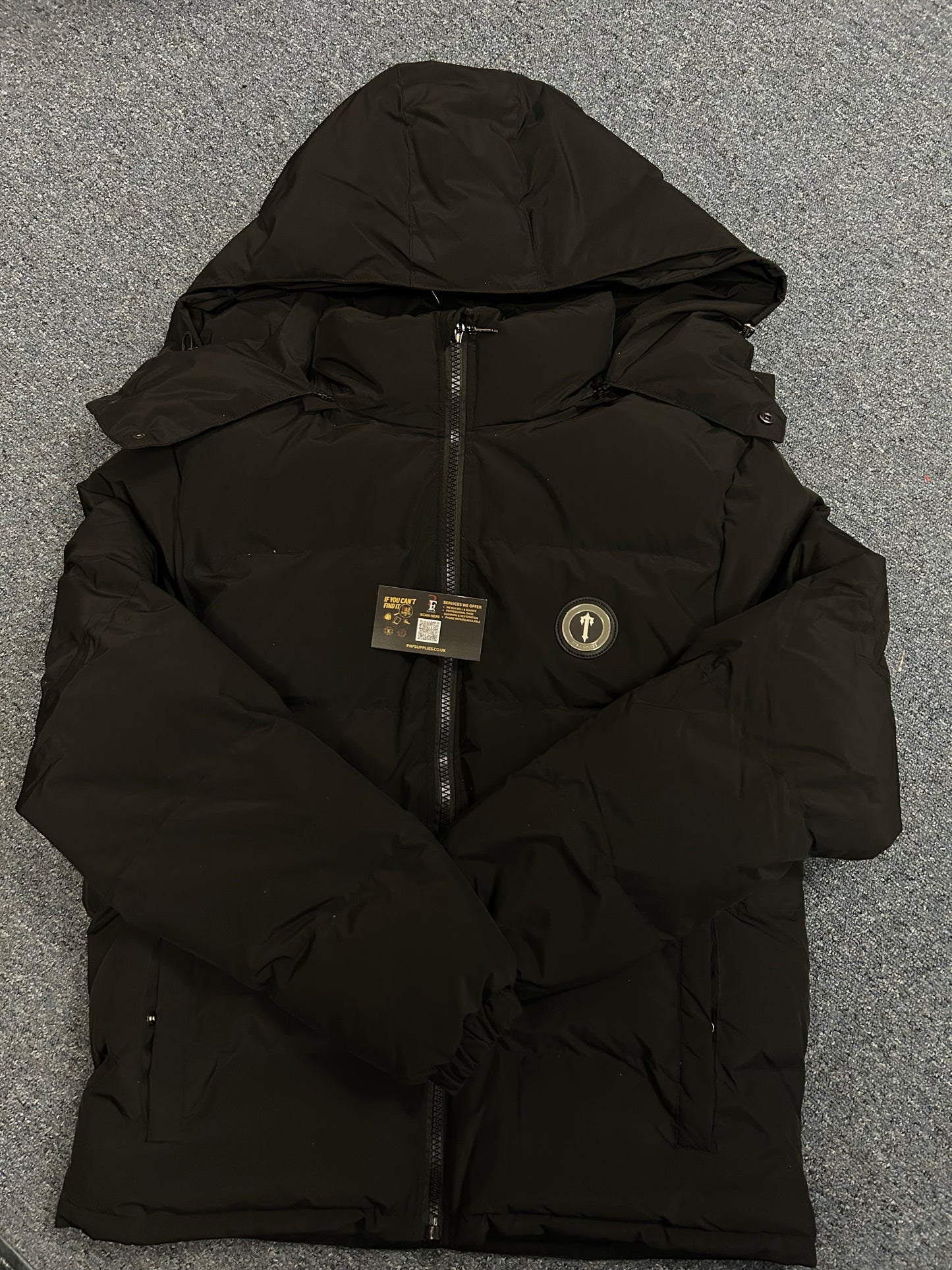 Trapstar "Irongate" Puffer Coat Black/White