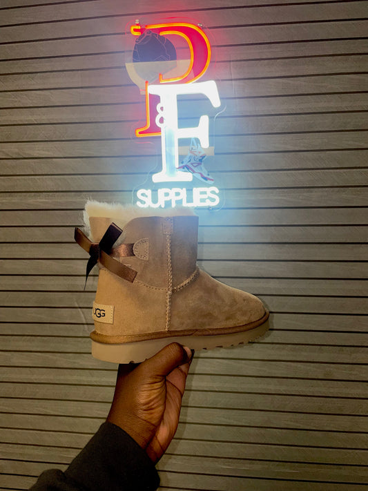 Ugg Bailey Bow's