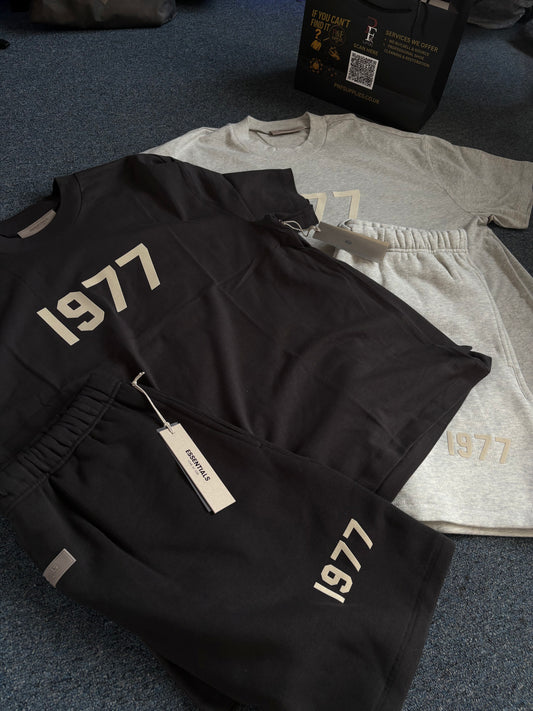 RAFFLE - ANY Essentials SHORT SET OF YOUR CHOICE