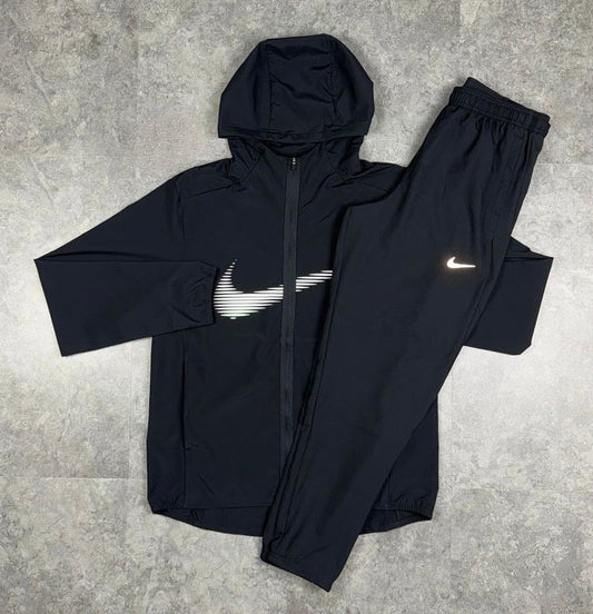 Nike "Form GFX" Tracksuit